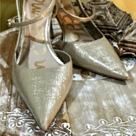 EUC Sam Edelman “Ayla” Champagne Patent Leather Pumps In Champagne Color Size 10 - Picture 4 of 16